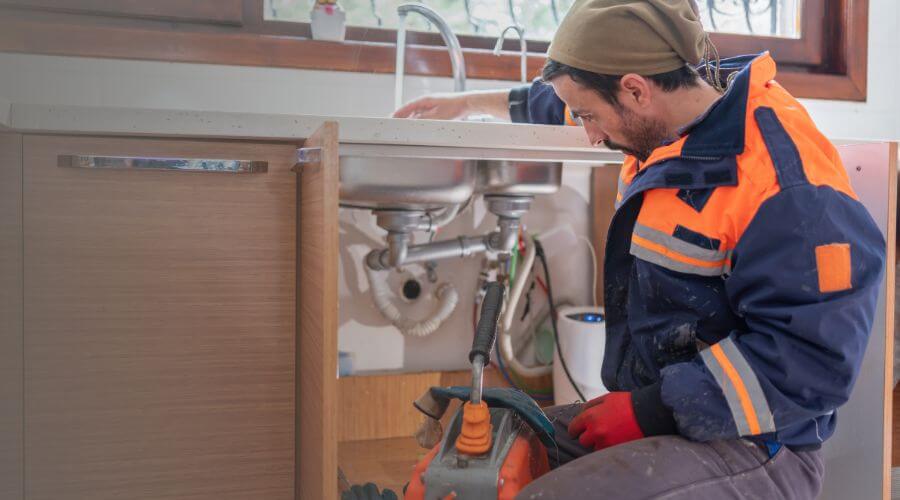 Expert burst pipe repair services in Big Rapids, MI